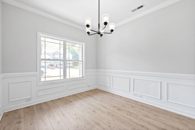 1002 Brightwood Ct, Clarksville, TN 37043