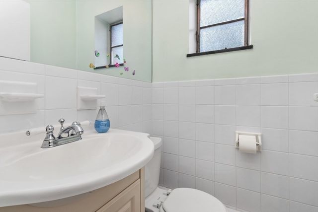 59 Saint Paul St 26, Brookline, MA 02446