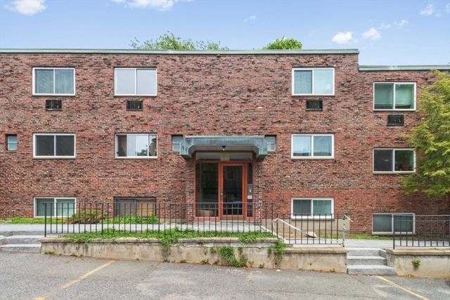 59 Saint Paul St 26, Brookline, MA 02446