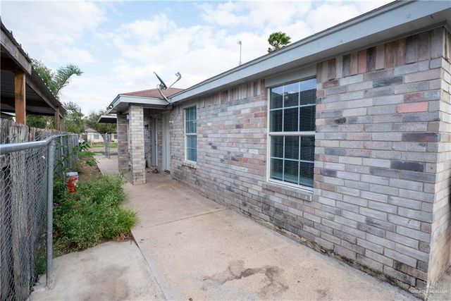 619 W Oak Street, Alton, TX 78573