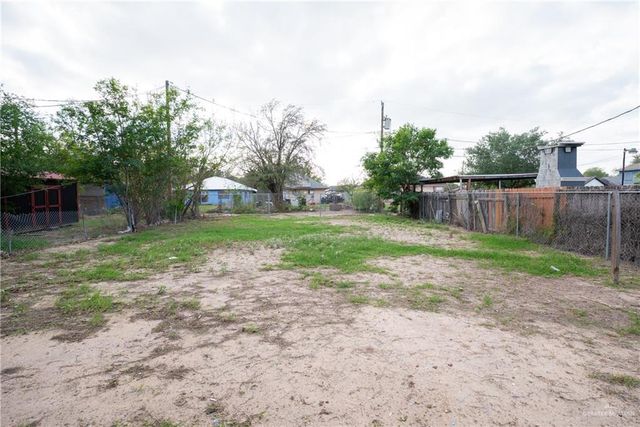 619 W Oak Street, Alton, TX 78573