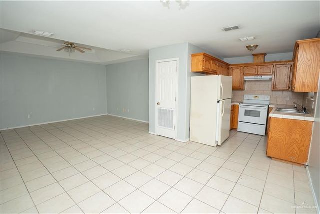 619 W Oak Street, Alton, TX 78573