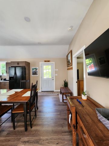 2660 New Hampshire Route 16, Albany, NH 03818