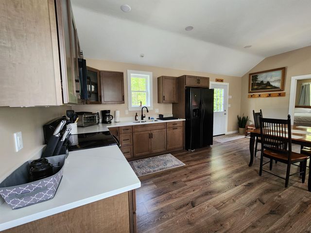 2660 New Hampshire Route 16, Albany, NH 03818