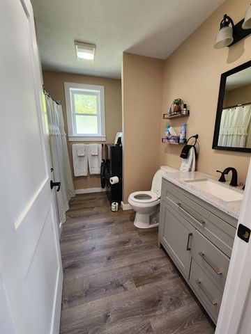 2660 New Hampshire Route 16, Albany, NH 03818