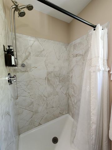 2660 New Hampshire Route 16, Albany, NH 03818