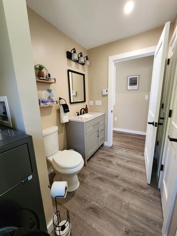 2660 New Hampshire Route 16, Albany, NH 03818