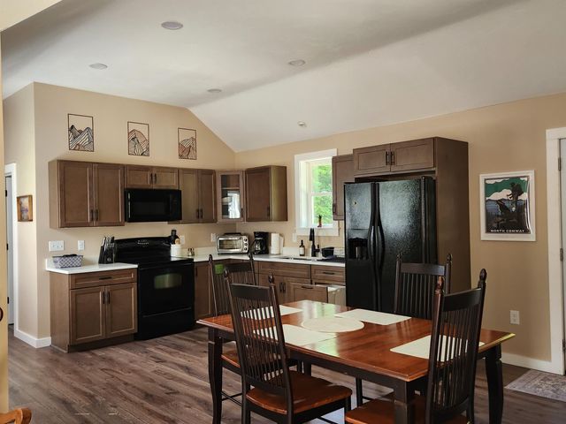 2660 New Hampshire Route 16, Albany, NH 03818