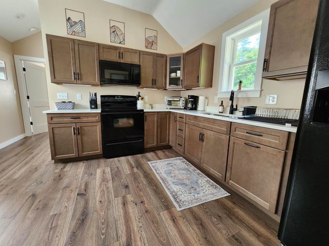 2660 New Hampshire Route 16, Albany, NH 03818