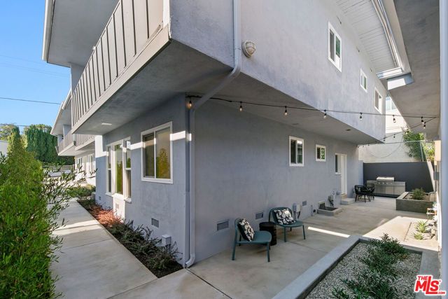 954 N San Vicente Boulevard 9, West Hollywood, CA 90069