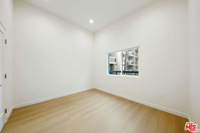 954 N San Vicente Boulevard 9, West Hollywood, CA 90069