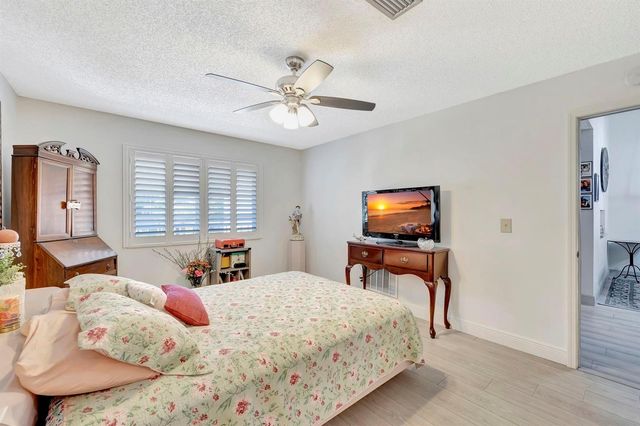 8799 Holly Court 202, Tamarac, FL 33321