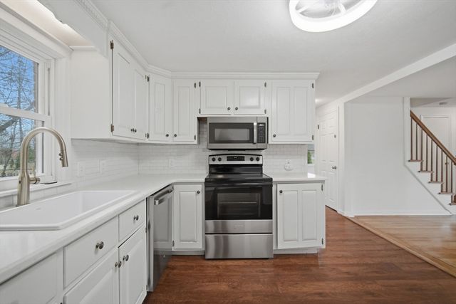 104 Pittroff Ave, South Hadley, MA 01075