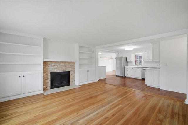 104 Pittroff Ave, South Hadley, MA 01075