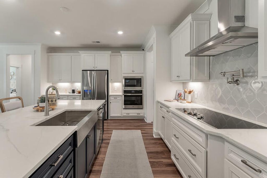 Image 12 of property listing at 271 Huguenot Trail, Huger, SC 29450