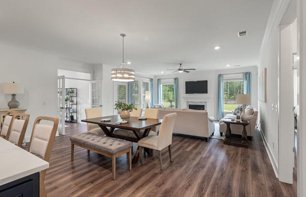 Image 16 of property listing at 271 Huguenot Trail, Huger, SC 29450