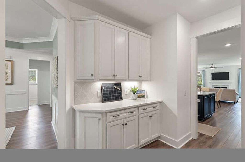 Image 17 of property listing at 271 Huguenot Trail, Huger, SC 29450