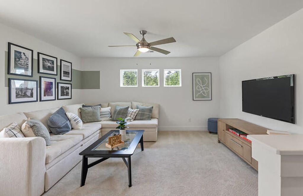 Image 39 of property listing at 271 Huguenot Trail, Huger, SC 29450