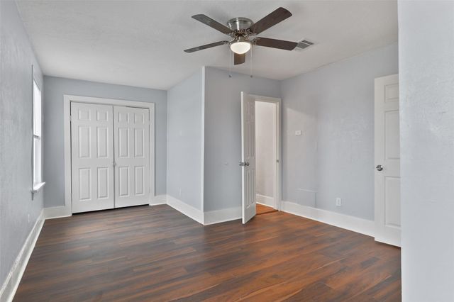 909 28th Street, Galveston, TX 77550