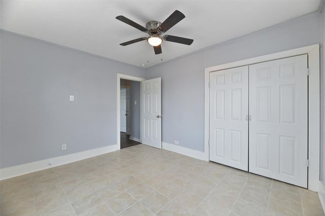 909 28th Street, Galveston, TX 77550