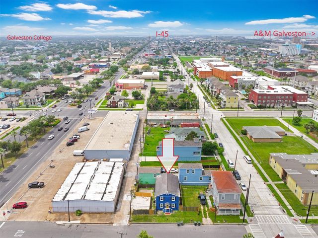909 28th Street, Galveston, TX 77550