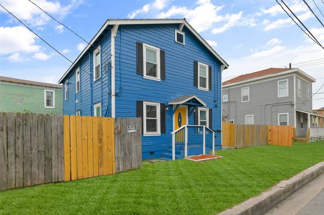 909 28th Street, Galveston, TX 77550