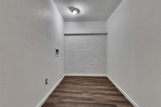 4926 Dollar Reef Drive, Bacliff, TX 77518