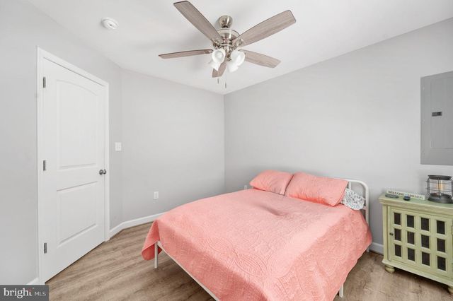 127 3RD ST, Colonial Beach, VA 22443