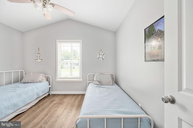 127 3RD ST, Colonial Beach, VA 22443