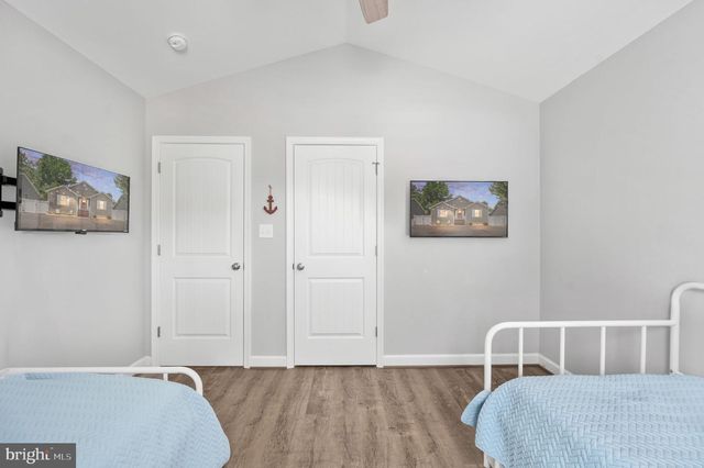 127 3RD ST, Colonial Beach, VA 22443