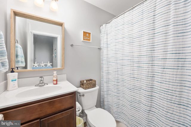 127 3RD ST, Colonial Beach, VA 22443