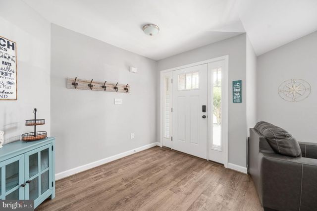 127 3RD ST, Colonial Beach, VA 22443