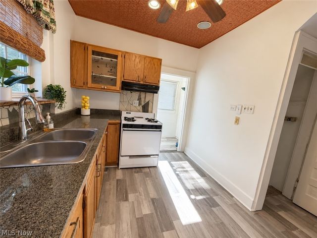 238 Para Avenue, Akron, OH 44305