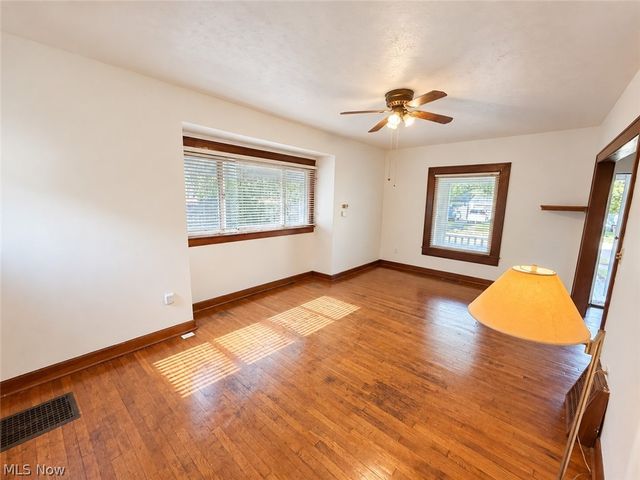 238 Para Avenue, Akron, OH 44305