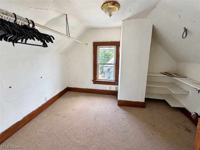 238 Para Avenue, Akron, OH 44305