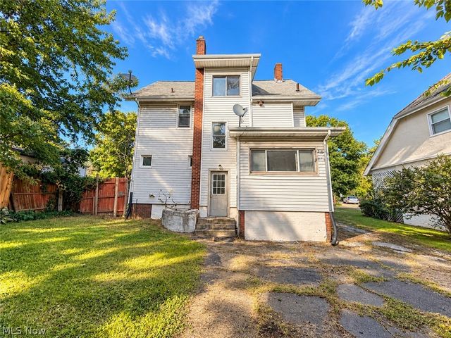 238 Para Avenue, Akron, OH 44305
