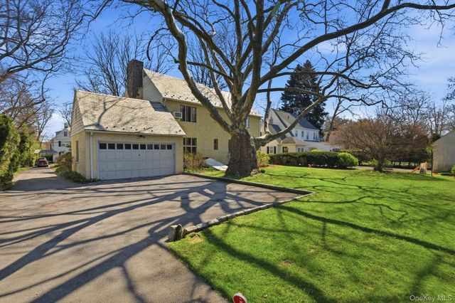 5 Seymour Place, White Plains, NY 10605