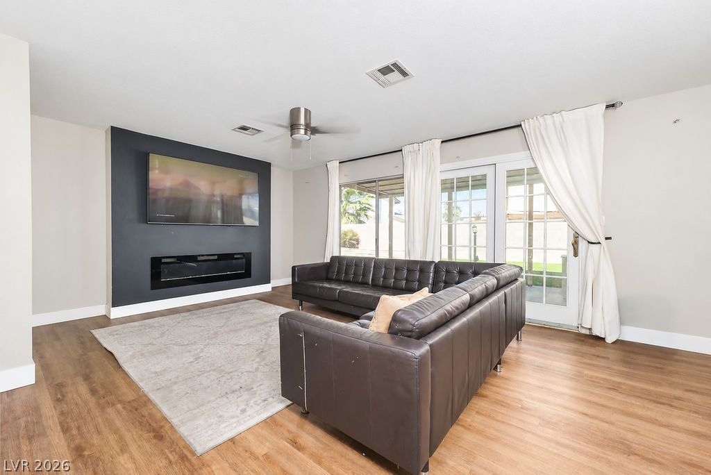 1662 Papaya Court, Las Vegas, NV 89119 — photo 3