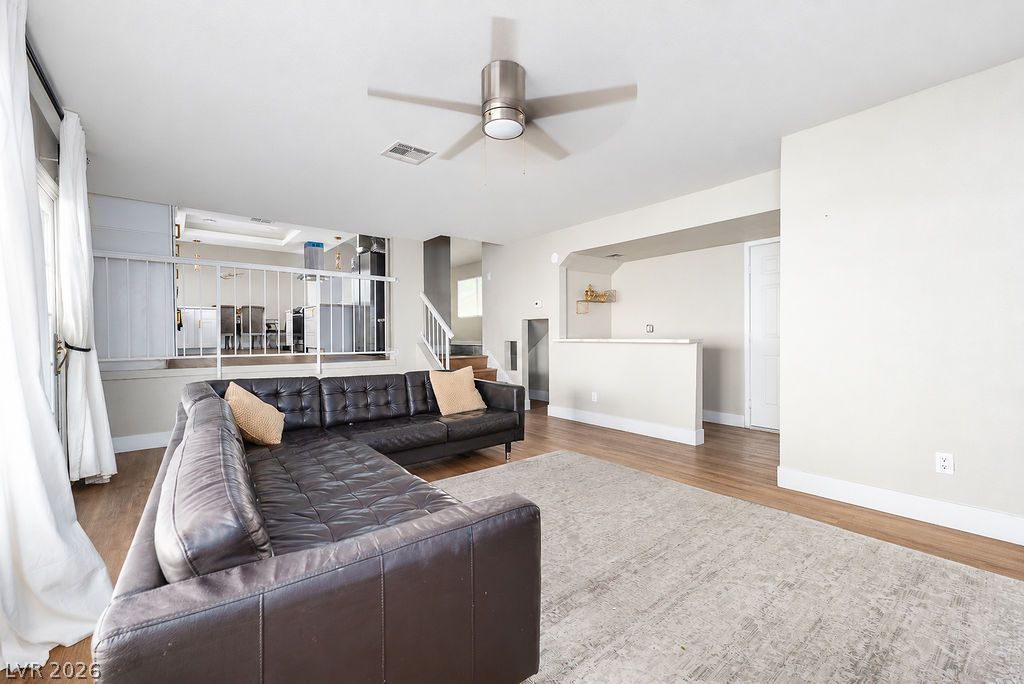 1662 Papaya Court, Las Vegas, NV 89119 — photo 4