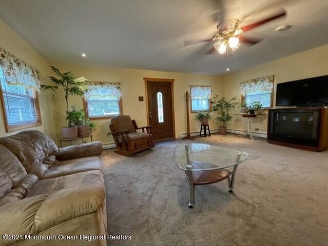 39 Lincoln Court, Keansburg, NJ 07734