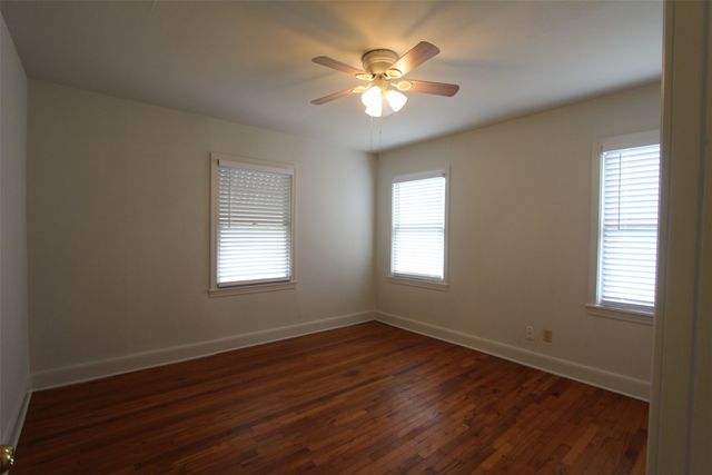 3224 Sandage Avenue, Fort Worth, TX 76109