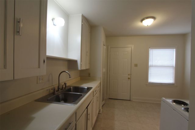 3224 Sandage Avenue, Fort Worth, TX 76109