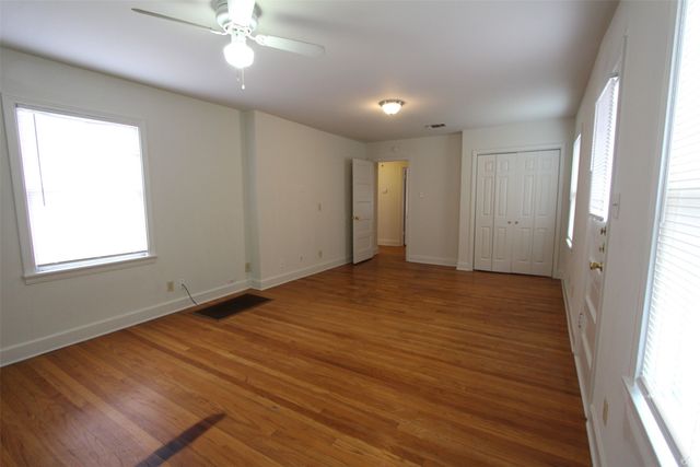 3224 Sandage Avenue, Fort Worth, TX 76109