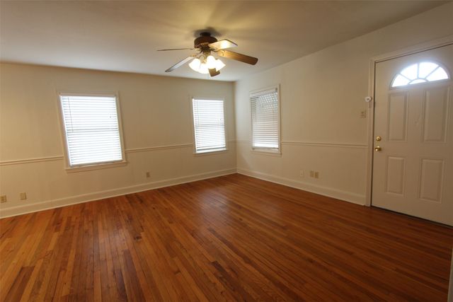 3224 Sandage Avenue, Fort Worth, TX 76109