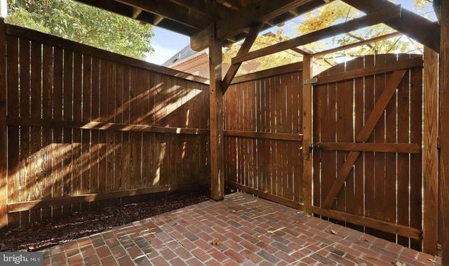 4714 31ST ST S, Arlington, VA 22206
