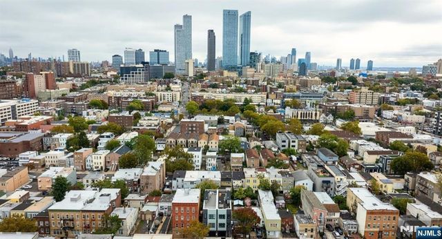 40 Wright Avenue, Jersey City, NJ 07306