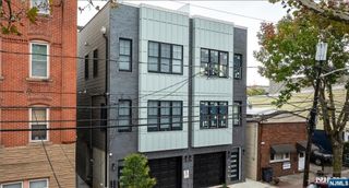 40 Wright Avenue, Jersey City, NJ 07306