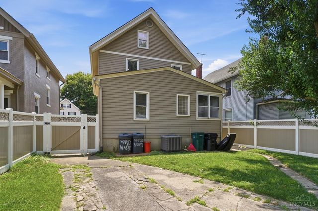 2716 Minot Avenue, Cincinnati, OH 45209