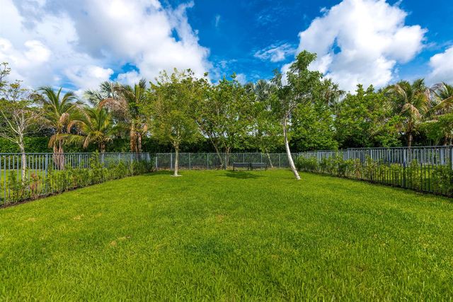 5539 Starfish Road, Westlake, FL 33470
