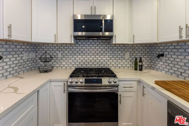 7301 W Manchester Avenue 106, Los Angeles, CA 90045